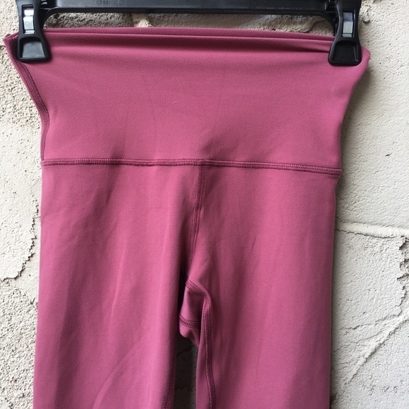 Lululemon Align Crop Misty Merlot Size 2 - Picture 7 of 10